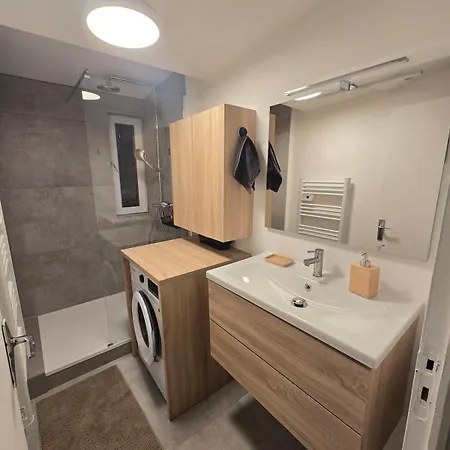 Daire L'etoile Havraise - 4 People 3 Beds *